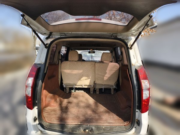 Wuling Hongguang 2014, 39700 км, за 4582 USD - фото 20