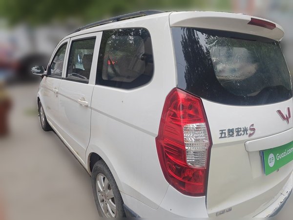 Wuling Hongguang 2014, 58900 км, за 2536 USD