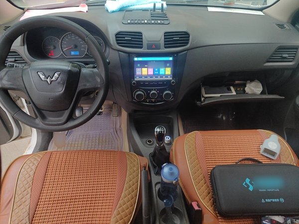 Wuling Hongguang 2014, 58900 км, за 2536 USD - фото 10