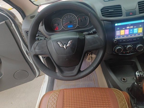 Wuling Hongguang 2014, 58900 км, за 2536 USD - фото 11