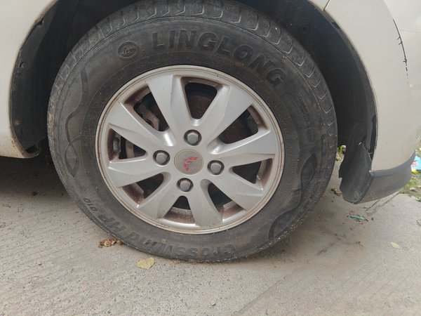 Wuling Hongguang 2014, 58900 км, за 2536 USD - фото 8