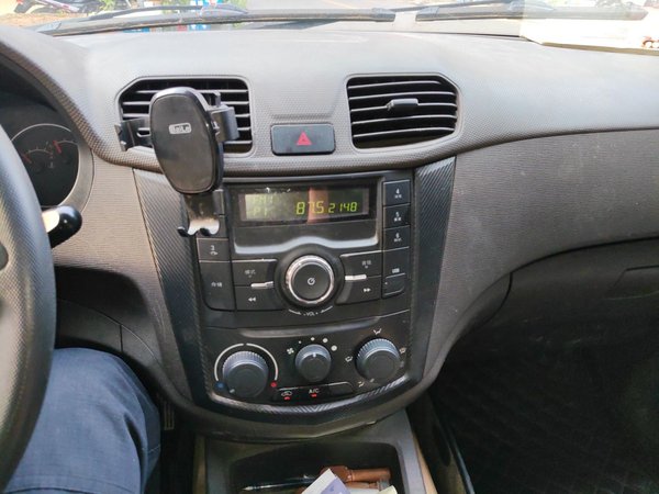 Wuling Hongguang 2015, 57000 км, за 3292 USD - фото 14