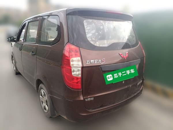 Wuling Hongguang 2015, 77500 км, за 2578 USD