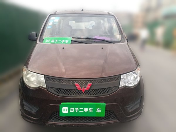 Wuling Hongguang 2015, 77500 км, за 2578 USD