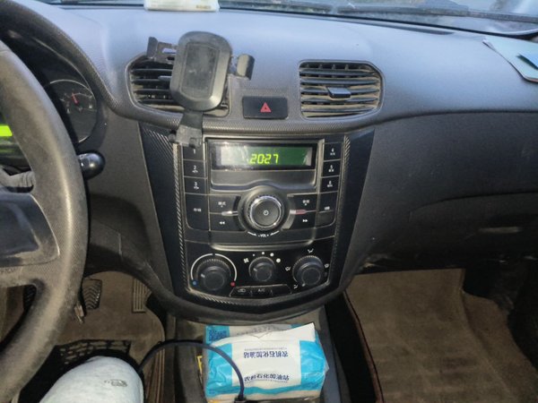 Wuling Hongguang 2015, 74300 км, за 3293 USD - фото 14