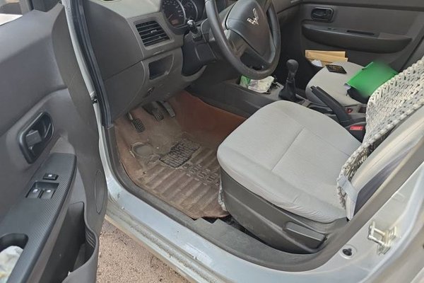 Wuling Hongguang 2015, 52900 км, за 3332 USD - фото 17