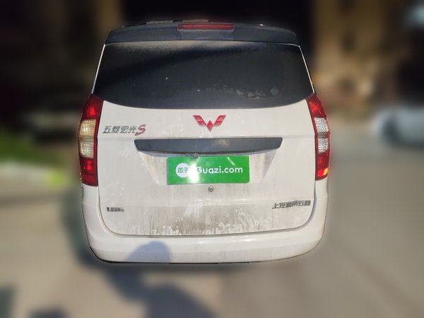 Wuling Hongguang 2015, 110300 км, за 2865 USD