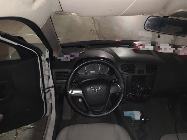 Wuling Hongguang 2015, 110300 км, за 2865 USD - фото 11