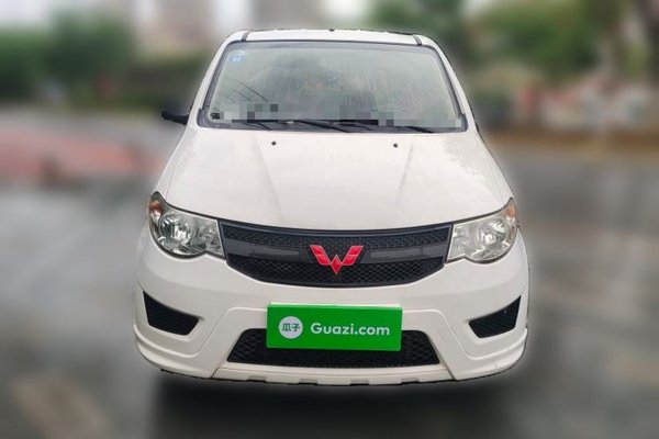 Wuling Hongguang 2015, 26100 км, за 5690 USD
