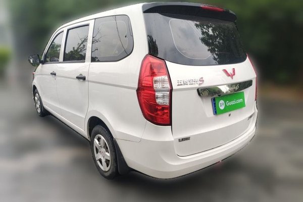 Wuling Hongguang 2015, 26100 км, за 5690 USD