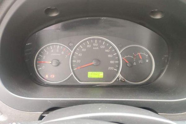 Wuling Hongguang 2015, 26100 км, за 5690 USD - фото 10