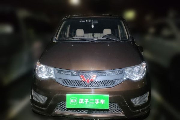 Wuling Hongguang 2015, 59800 км, за 3193 USD