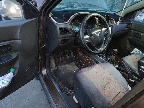 Wuling Hongguang 2016, 53800 км, за 3227 USD - фото 17