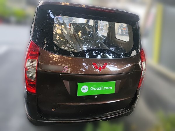 Wuling Hongguang 2016, 97400 км, за 4250 USD