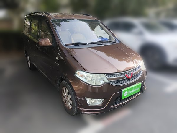 Wuling Hongguang 2016, 97400 км, за 4250 USD
