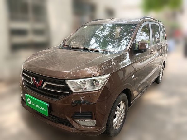 Wuling Hongguang · 2018 год