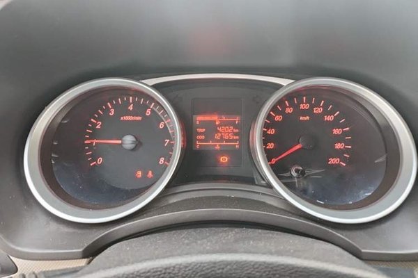 Wuling Hongguang 2019, 12700 км, за 5345 USD - фото 11
