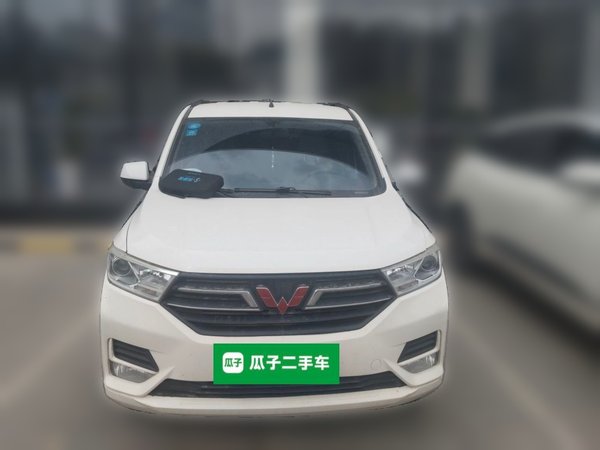 Wuling Hongguang 2019, 22600 км, за 5416 USD