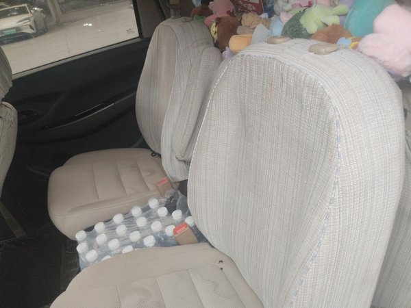 Wuling Hongguang 2019, 22600 км, за 5416 USD - фото 14