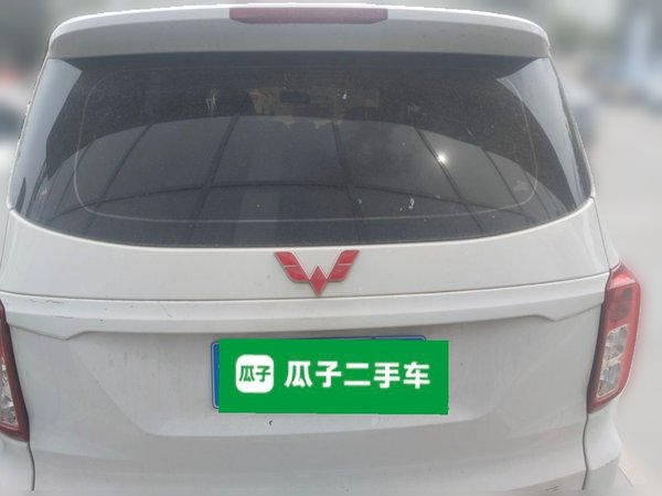 Wuling Hongguang 2019, 22600 км, за 5416 USD