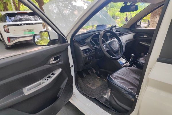 Wuling Hongguang 2019, 25100 км, за 6194 USD - фото 19