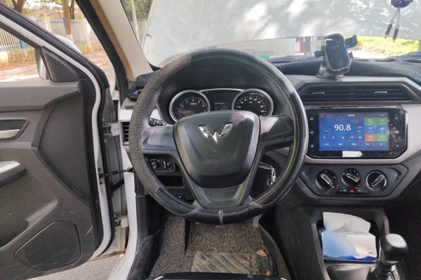 Wuling Hongguang 2019, 25100 км, за 6194 USD - фото 9