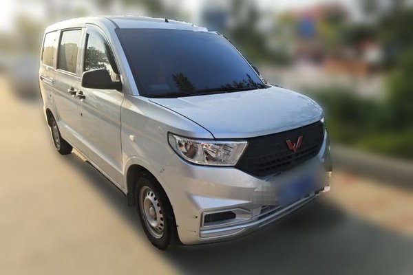 Wuling Hongguang 2019, 62800 км, за 4180 USD