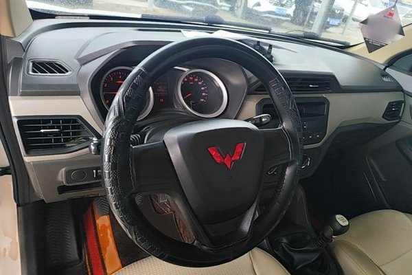 Wuling Hongguang 2021, 71000 км, за 6245 USD - фото 12