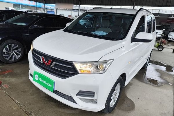 Wuling Hongguang · 2021 год