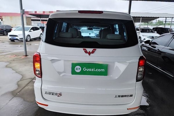 Wuling Hongguang 2021, 71000 км, за 6245 USD