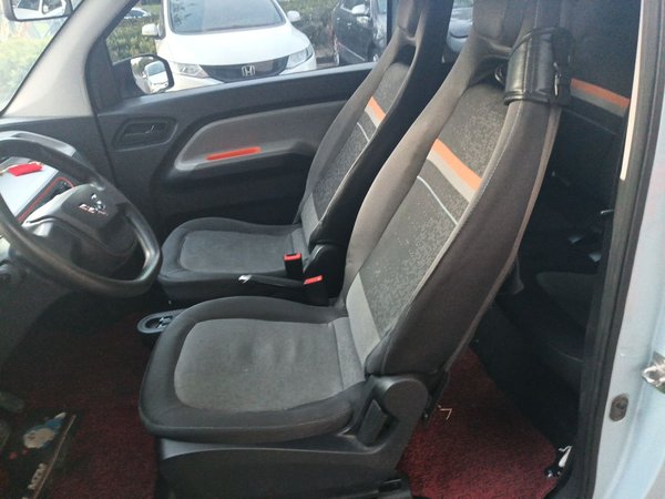 Wuling Hongguang MINIEV 2020, 51100 км, за 3987 USD - фото 12