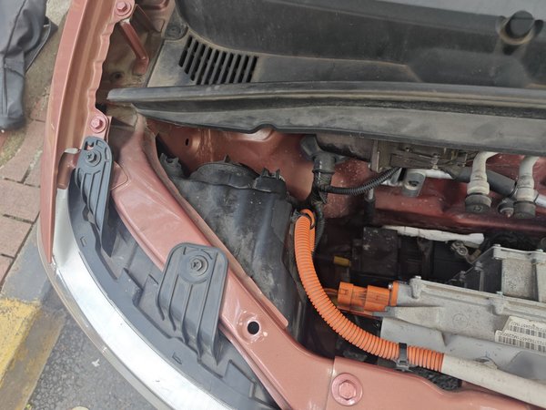 Wuling Hongguang MINIEV 2020, 23100 км, за 4050 USD - фото 20