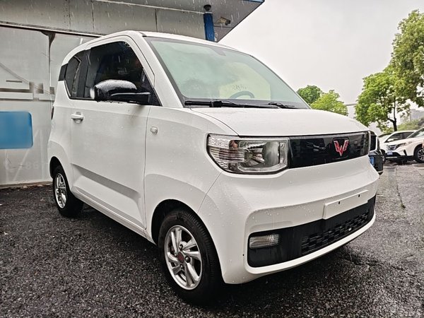 Wuling Hongguang MINIEV 2020, 21800 км, за 4579 USD