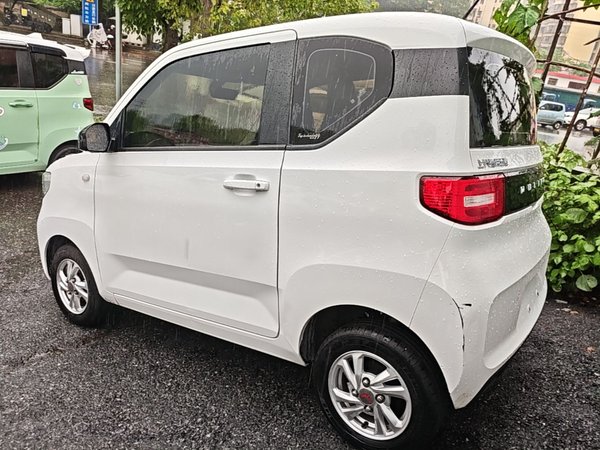 Wuling Hongguang MINIEV 2020, 21800 км, за 4579 USD