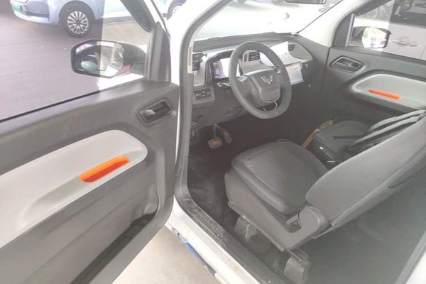 Wuling Hongguang MINIEV 2020, 40300 км, за 4198 USD - фото 19