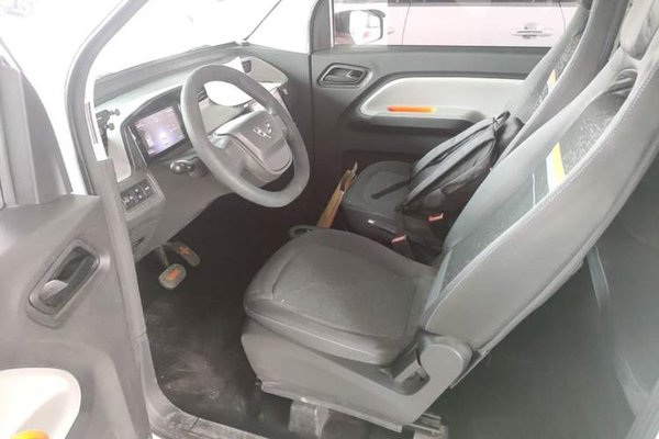 Wuling Hongguang MINIEV 2020, 40300 км, за 4198 USD - фото 18