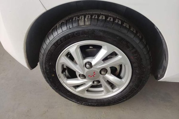 Wuling Hongguang MINIEV 2020, 40300 км, за 4198 USD - фото 8