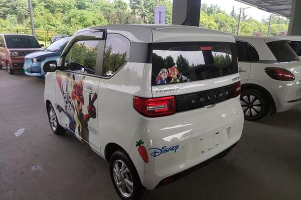 Wuling Hongguang MINIEV 2020, 40300 км, за 4198 USD