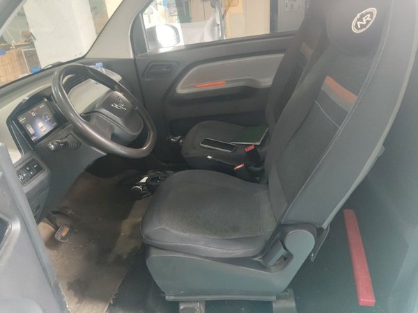 Wuling Hongguang MINIEV 2020, 63500 км, за 3988 USD - фото 12