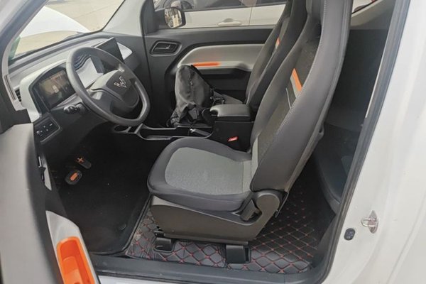 Wuling Hongguang MINIEV 2020, 900 км, за 4553 USD - фото 16