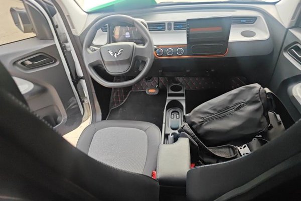 Wuling Hongguang MINIEV 2020, 900 км, за 4553 USD - фото 8