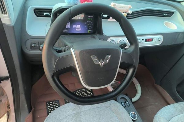 Wuling Hongguang MINIEV 2021, 29400 км, за 4022 USD - фото 15
