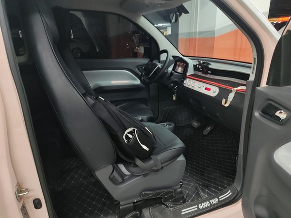 Wuling Hongguang MINIEV 2021, 41900 км, за 4721 USD - фото 23