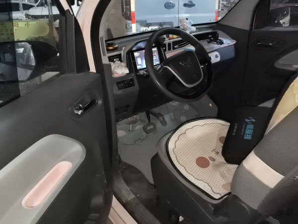 Wuling Hongguang MINIEV 2021, 43900 км, за 3504 USD - фото 17