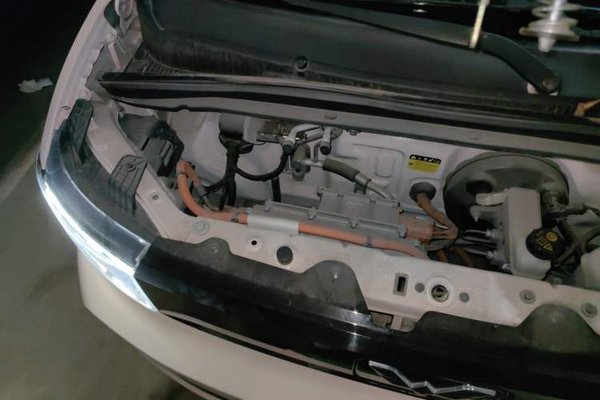 Wuling Hongguang MINIEV 2021, 48800 км, за 3522 USD - фото 23