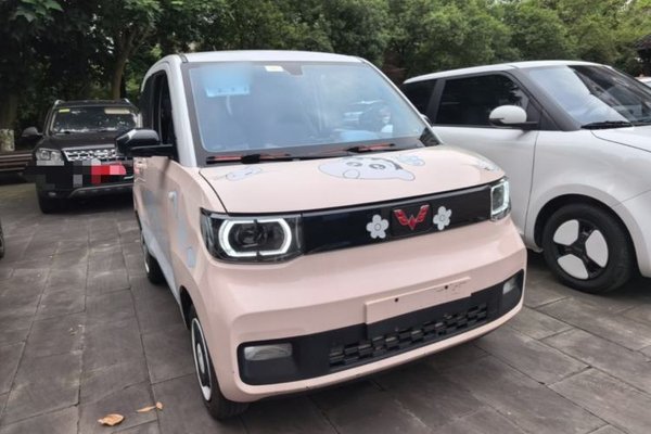 Wuling Hongguang MINIEV 2021, за 4789 USD