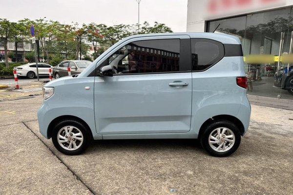 Wuling Hongguang MINIEV 2021, 49200 км, за 4223 USD