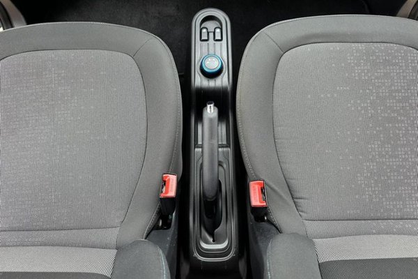 Wuling Hongguang MINIEV 2021, 49200 км, за 4223 USD - фото 24