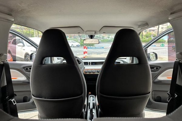 Wuling Hongguang MINIEV 2021, 49200 км, за 4223 USD - фото 25