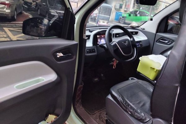 Wuling Hongguang MINIEV 2021, 11600 км, за 3340 USD - фото 17